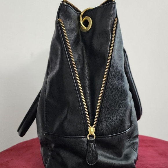 Steve Madden Black Quilted Handbag - Picture 5 of 6